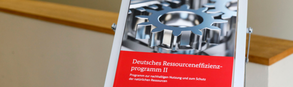 Das Bild zeigt die erste Seite des Deutschen Ressourceneffizienzprogramms II